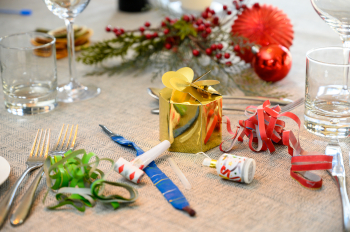 Gold Foil Gift Boxes (inc: popper, balloon,stream) box 24 Gold Foil Gift Boxes (inc: popper, balloon,stream) box 24